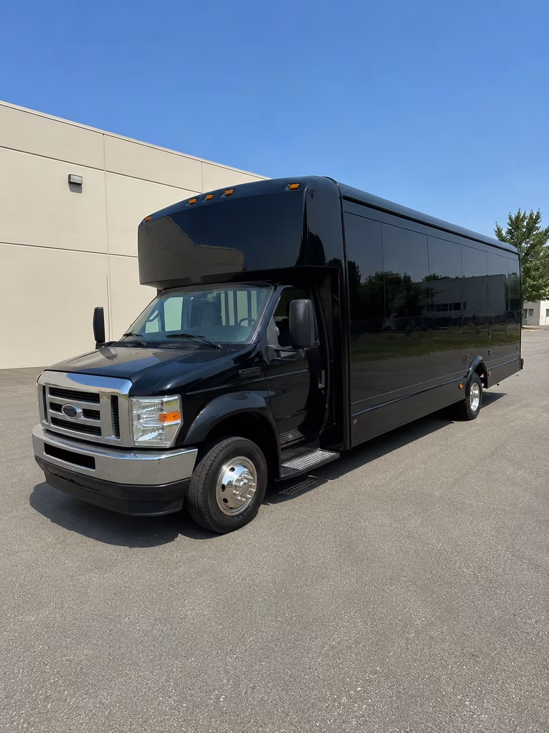 Atlanta Homecoming & Prom Party Bus Rentals