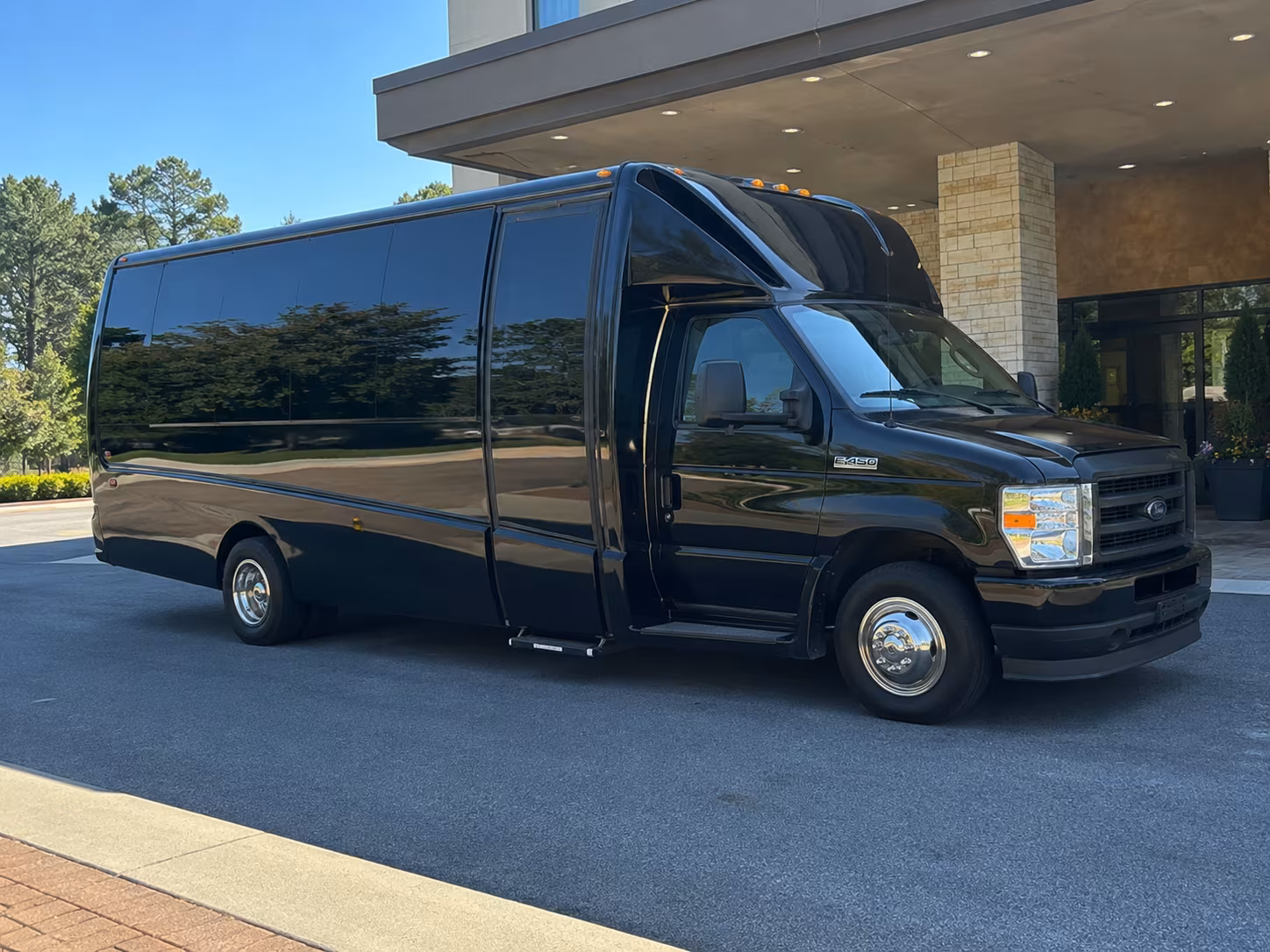Columbus Wedding Transportation & Shuttle Service