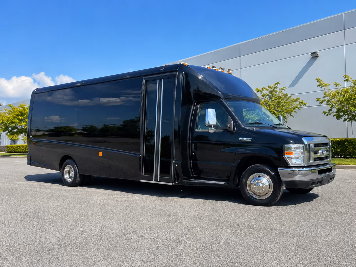 Dunwoody Homecoming & Prom Party Bus Rentals
